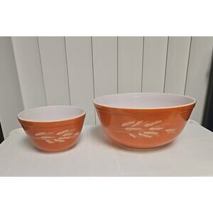 Lot of 2 Vtg Pyrex Orange Autumn Harvest Wheat Nesting Mixing Bowls #401 & #403